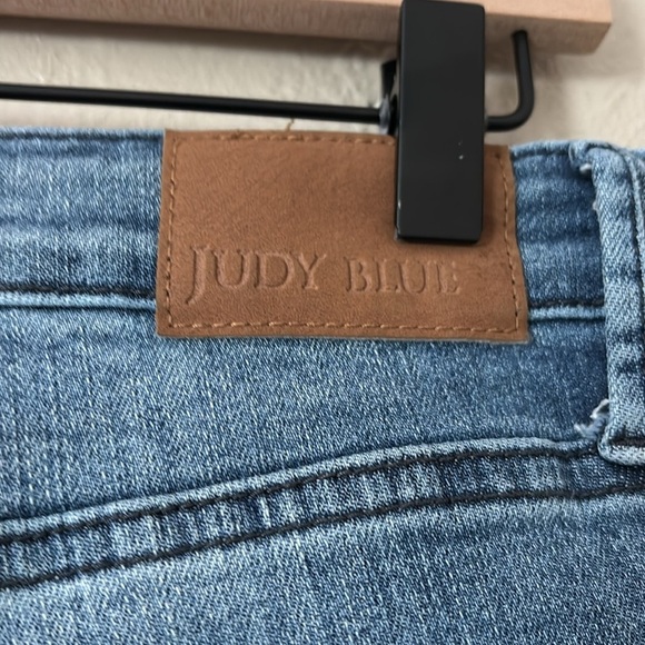 Women’s Judy Blue Skinny Fit Jeans, 13/31, Medium Wash - Picture 10 of 11